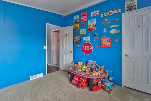 $190,000 | 602 South Mill Street, Owensville, IN 47665