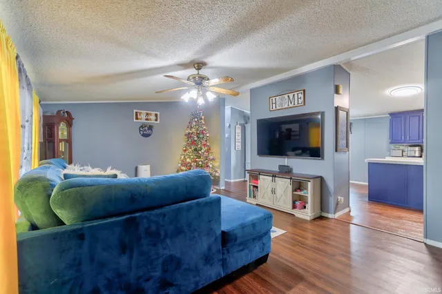 $190,000 | 602 South Mill Street, Owensville, IN 47665