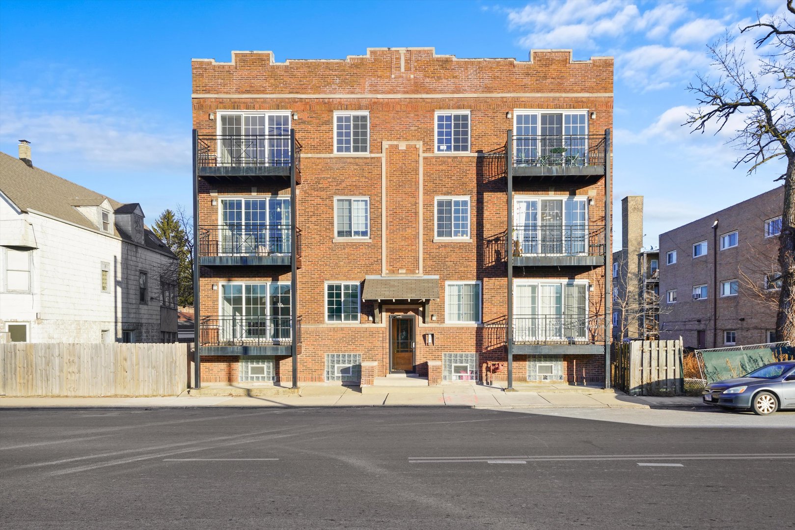 4917 North Pulaski Road, Unit 3 Chicago, IL 60630 - Photo 1 of 18 Gallery Image 1