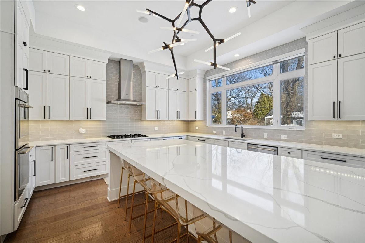 1443 Church Street Northbrook, IL 60062 - Photo 8 of 36