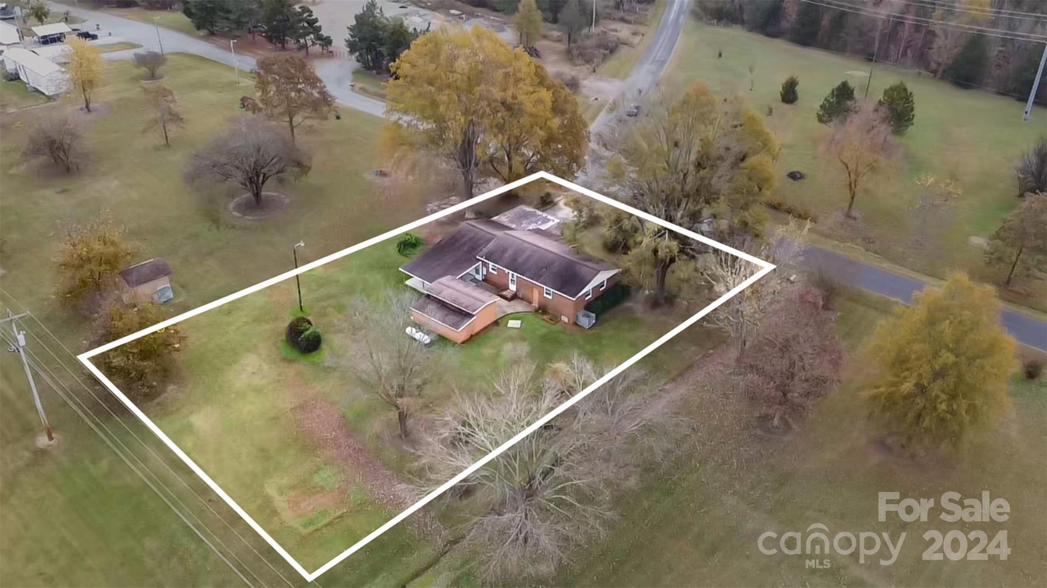 3524 Wolfe Road Monroe, NC 28110 - Photo 3 of 21 Gallery Image 3