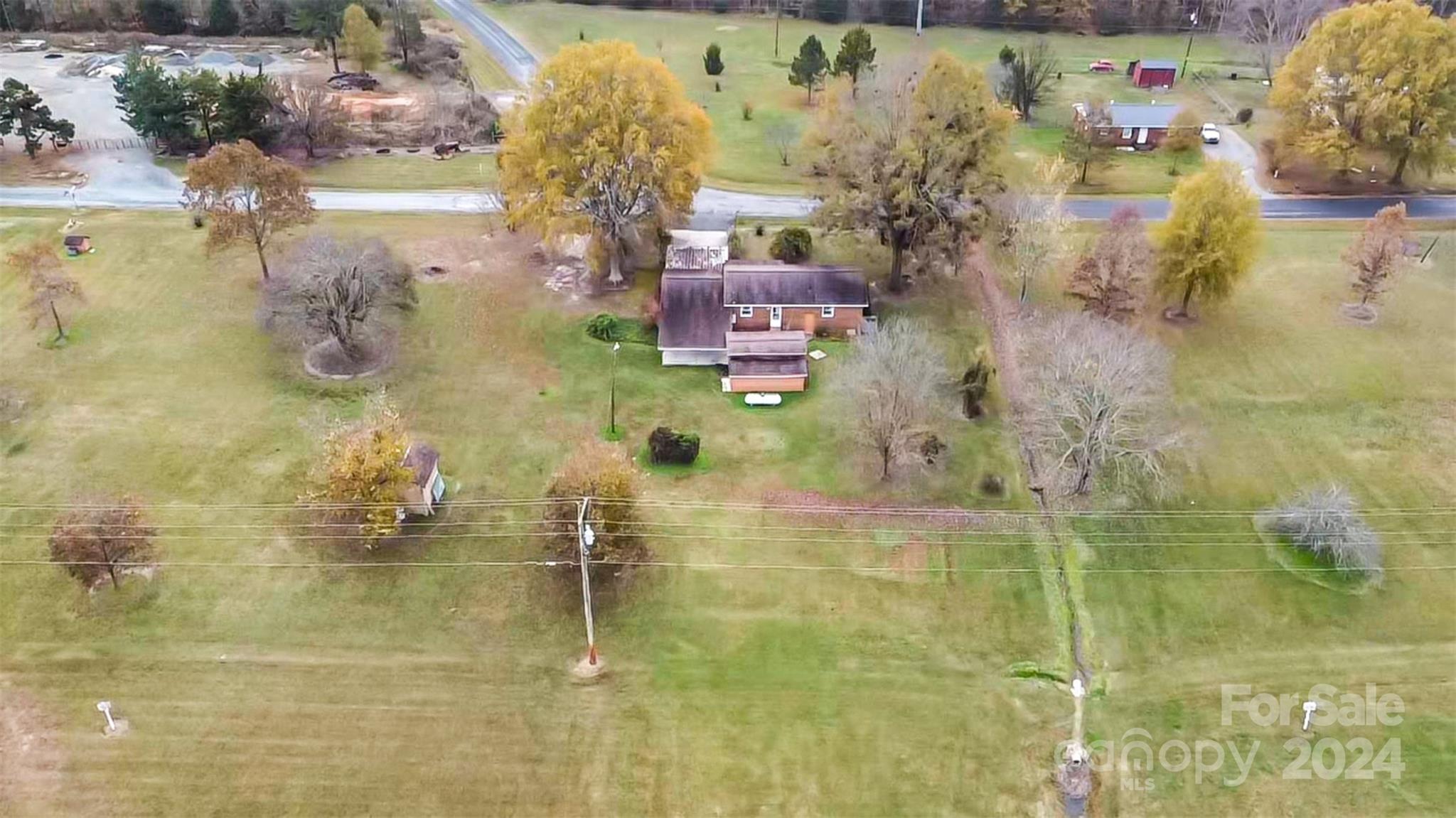 3524 Wolfe Road Monroe, NC 28110 - Photo 4 of 21 Gallery Image 4