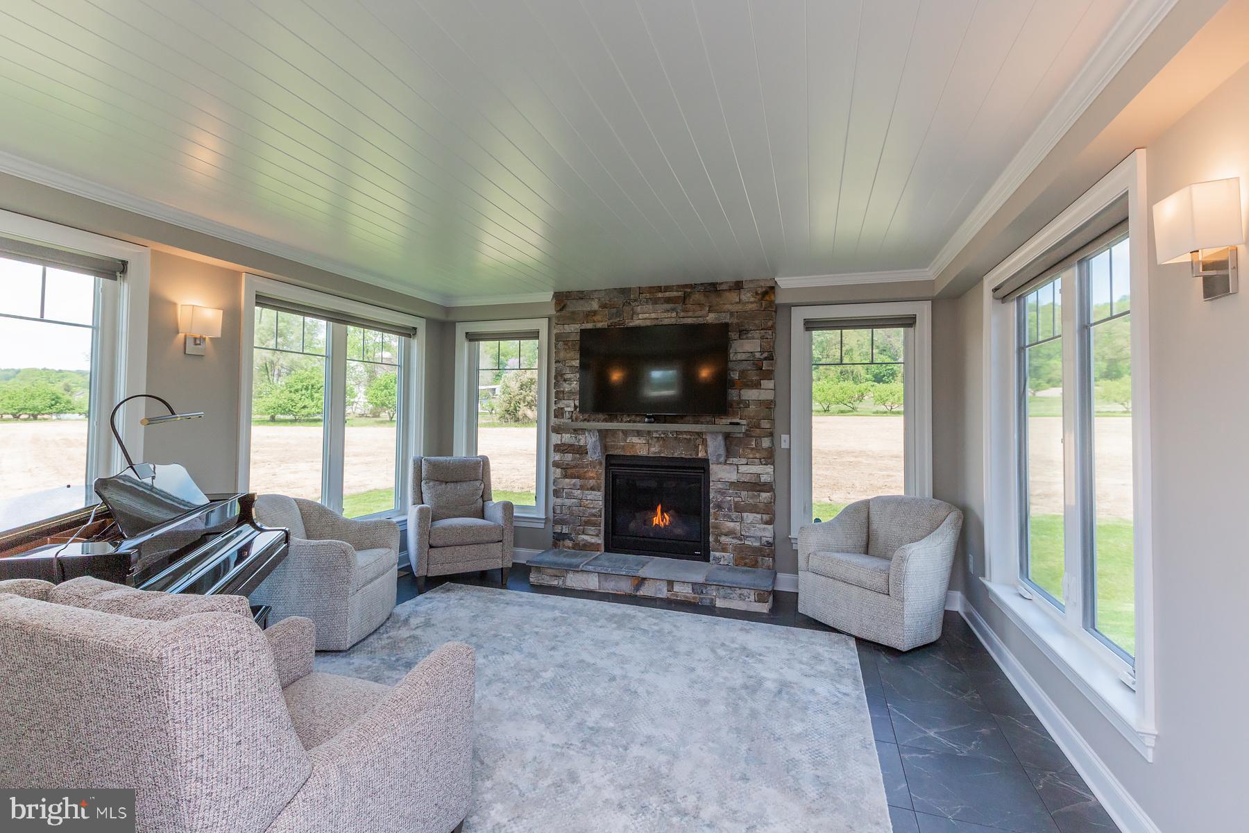 425 East Delp Road Lancaster, PA 17601 - Photo 46 of 109