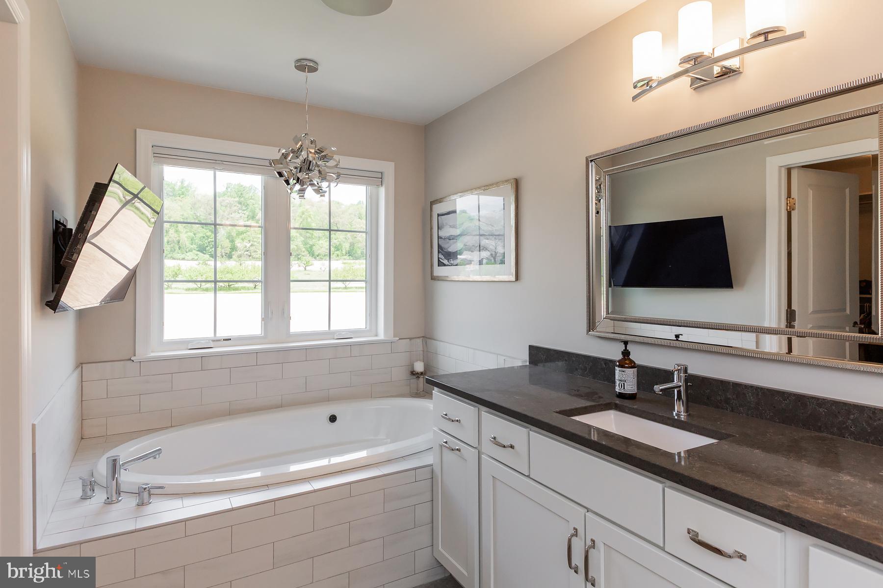 425 East Delp Road Lancaster, PA 17601 - Photo 62 of 109