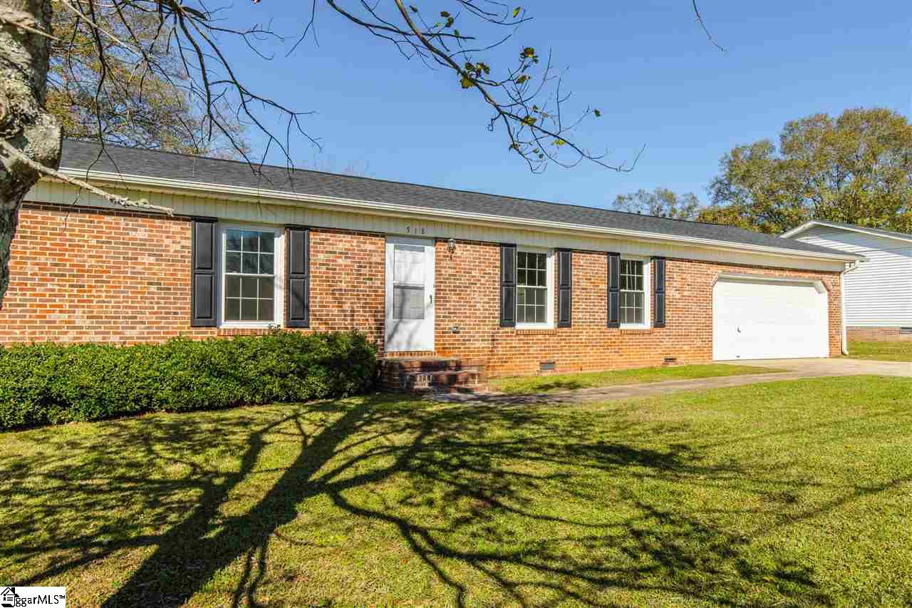 518 Longview Terrace Greer, SC 29650 - Photo 2 of 34 Gallery Image 2