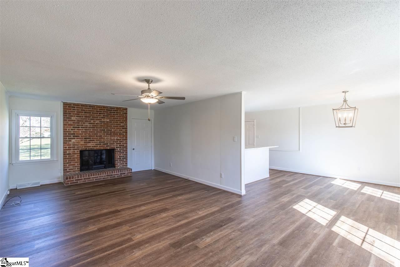 518 Longview Terrace Greer, SC 29650 - Photo 13 of 34 Gallery Image 13