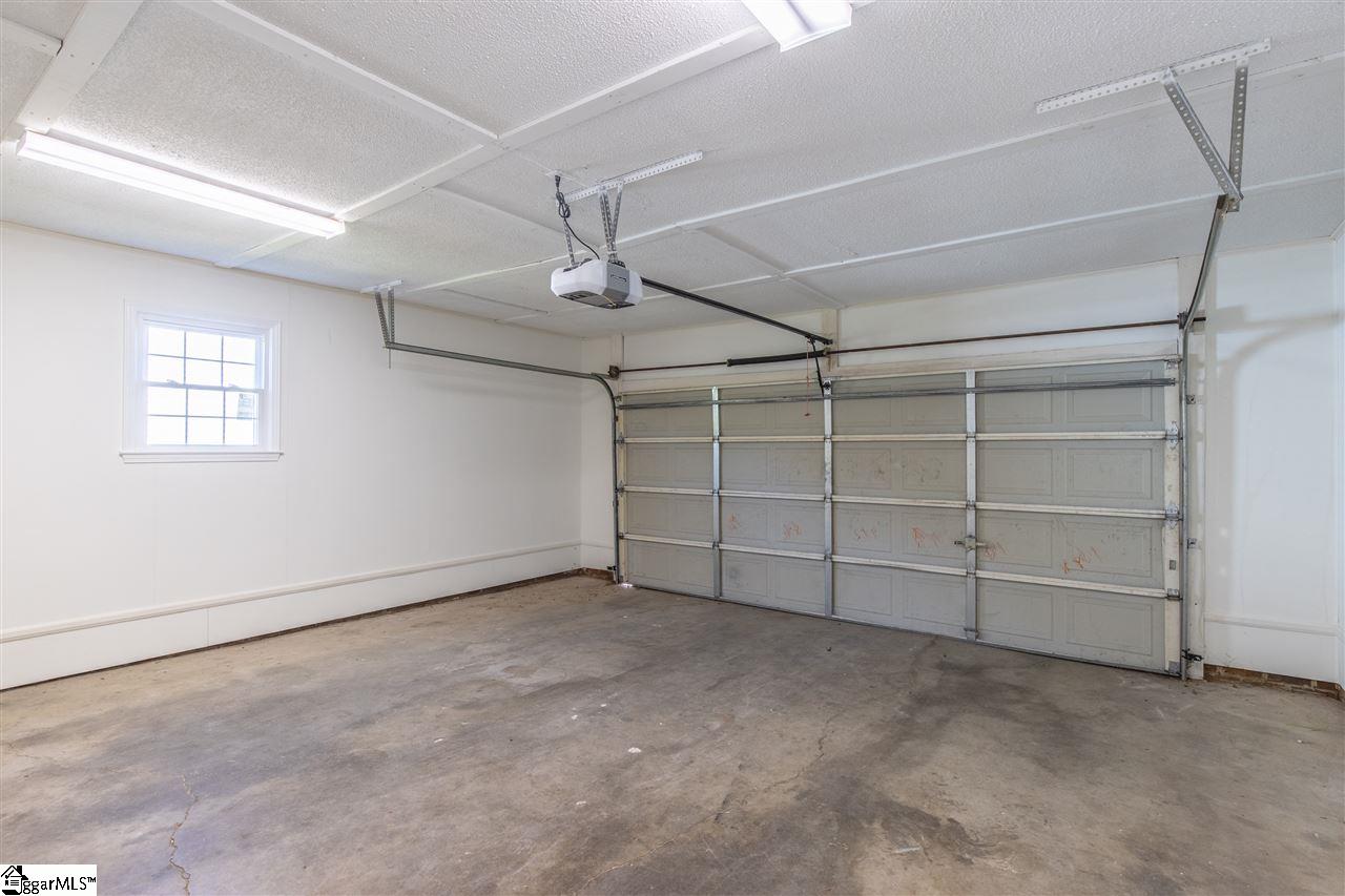 518 Longview Terrace Greer, SC 29650 - Photo 16 of 34 Gallery Image 16