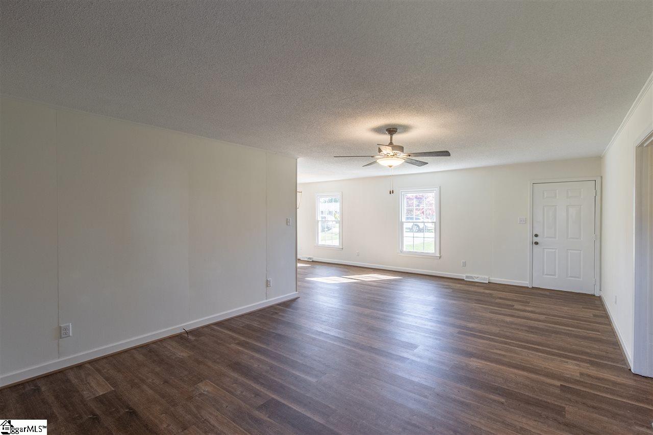 518 Longview Terrace Greer, SC 29650 - Photo 23 of 34 Gallery Image 23