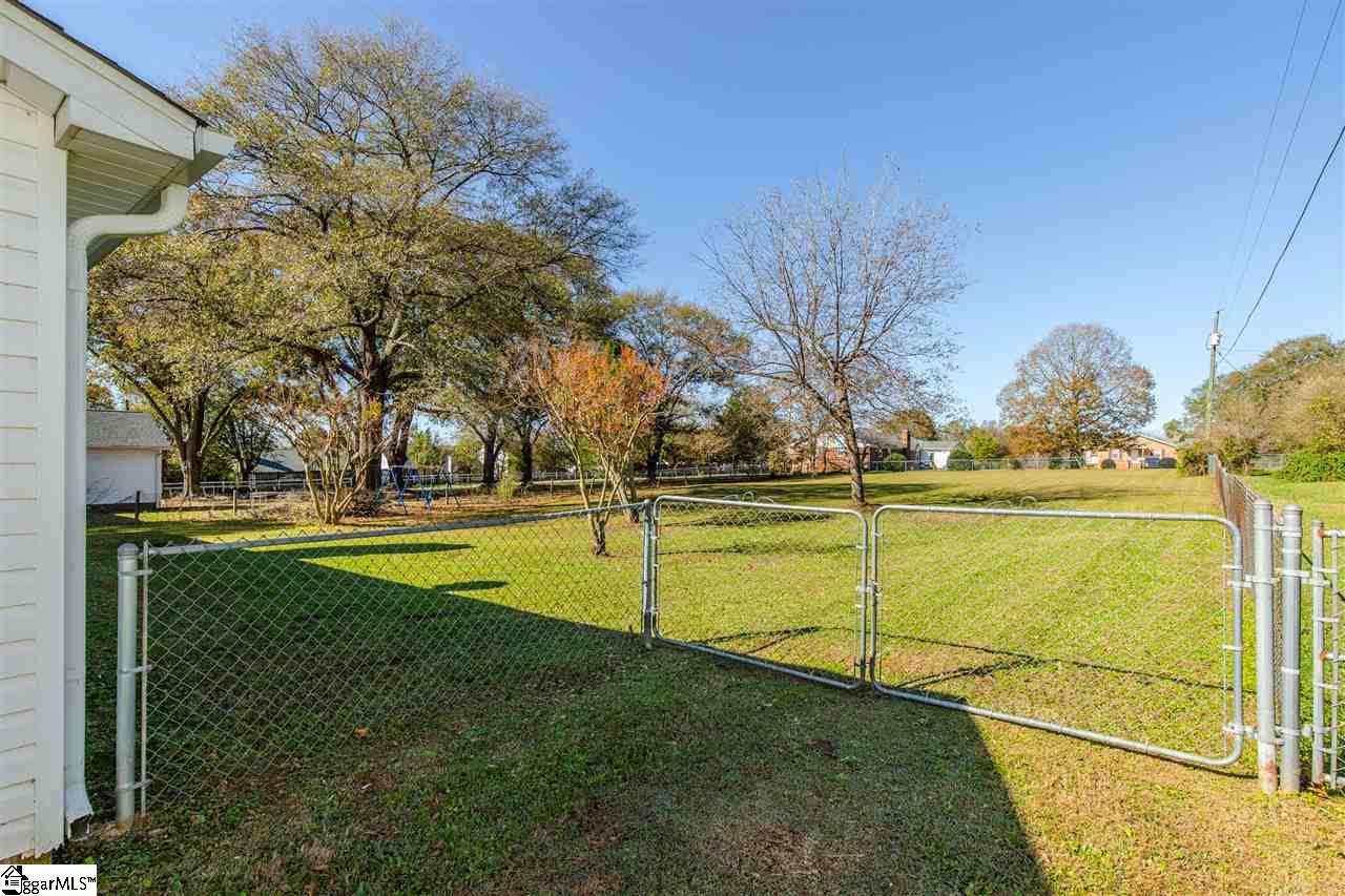 518 Longview Terrace Greer, SC 29650 - Photo 10 of 34 Gallery Image 10