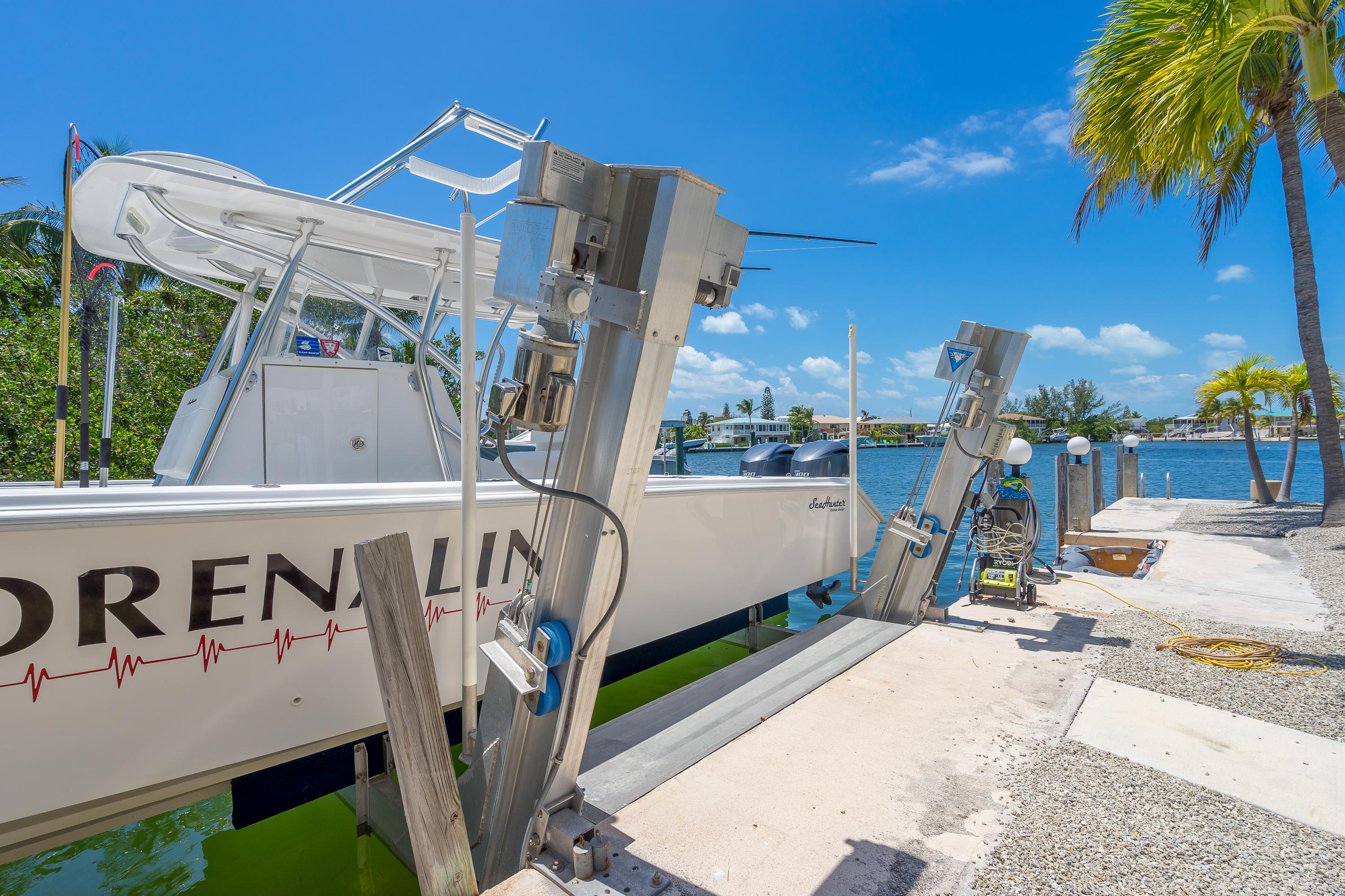 169 Sandy Avenue Marathon, FL 33050 - Photo 13 of 47 Boat Lift