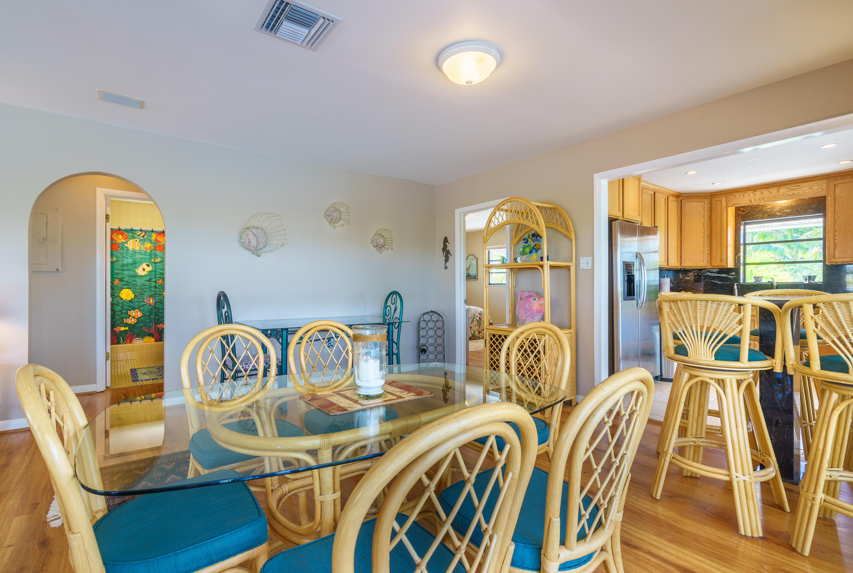 169 Sandy Avenue Marathon, FL 33050 - Photo 22 of 47 Living Room