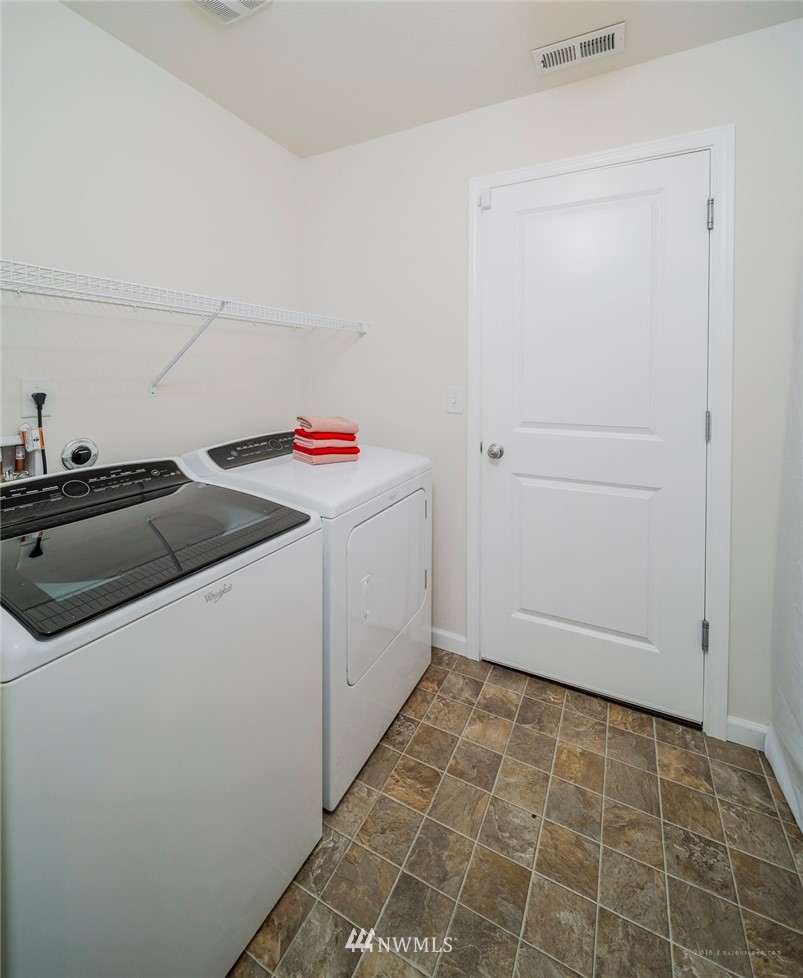 3918 178th Street Southeast Bothell, WA 98012 - Photo 14 of 23 Gallery Image 14