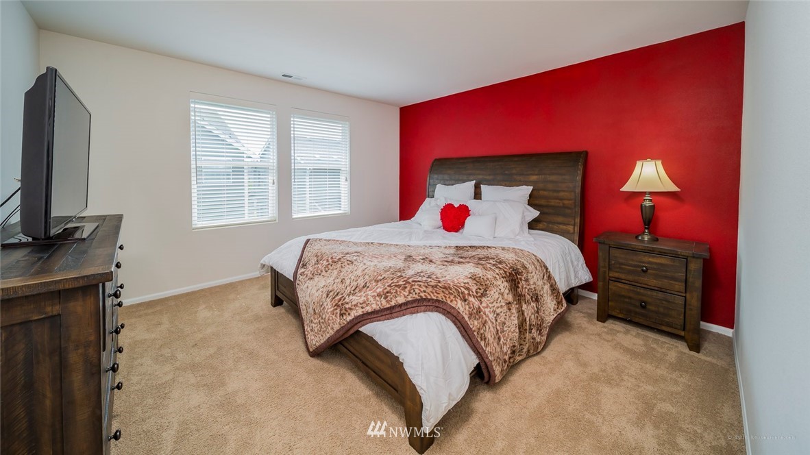 3918 178th Street Southeast Bothell, WA 98012 - Photo 16 of 23 Gallery Image 16
