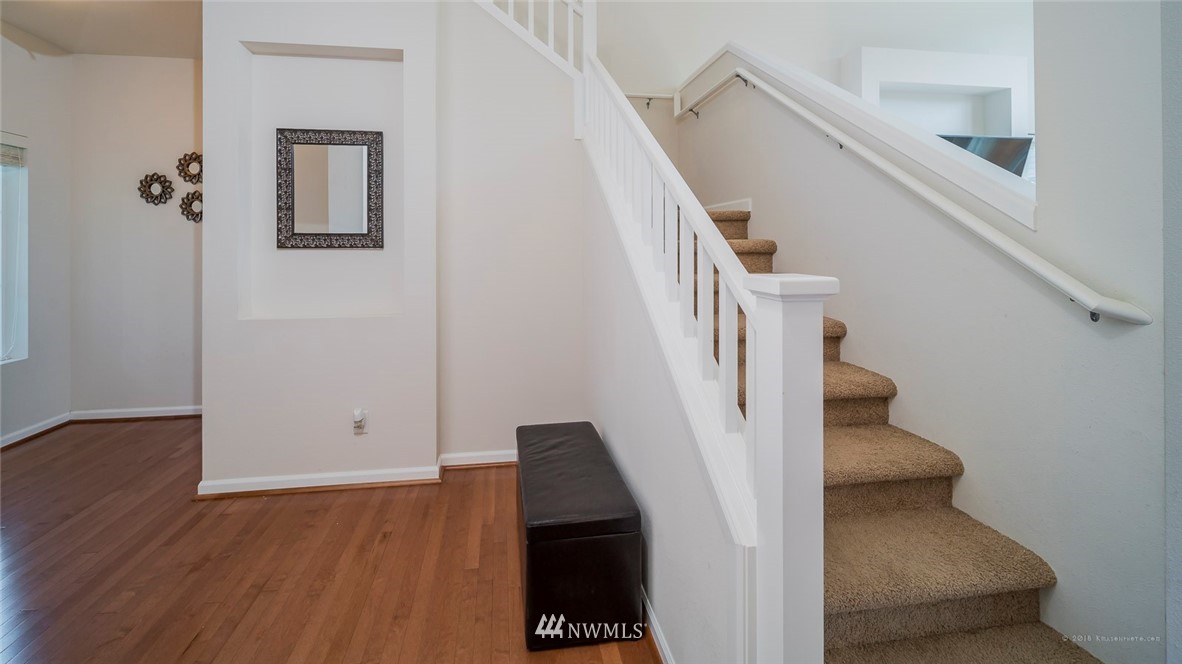 3918 178th Street Southeast Bothell, WA 98012 - Photo 3 of 23 Gallery Image 3