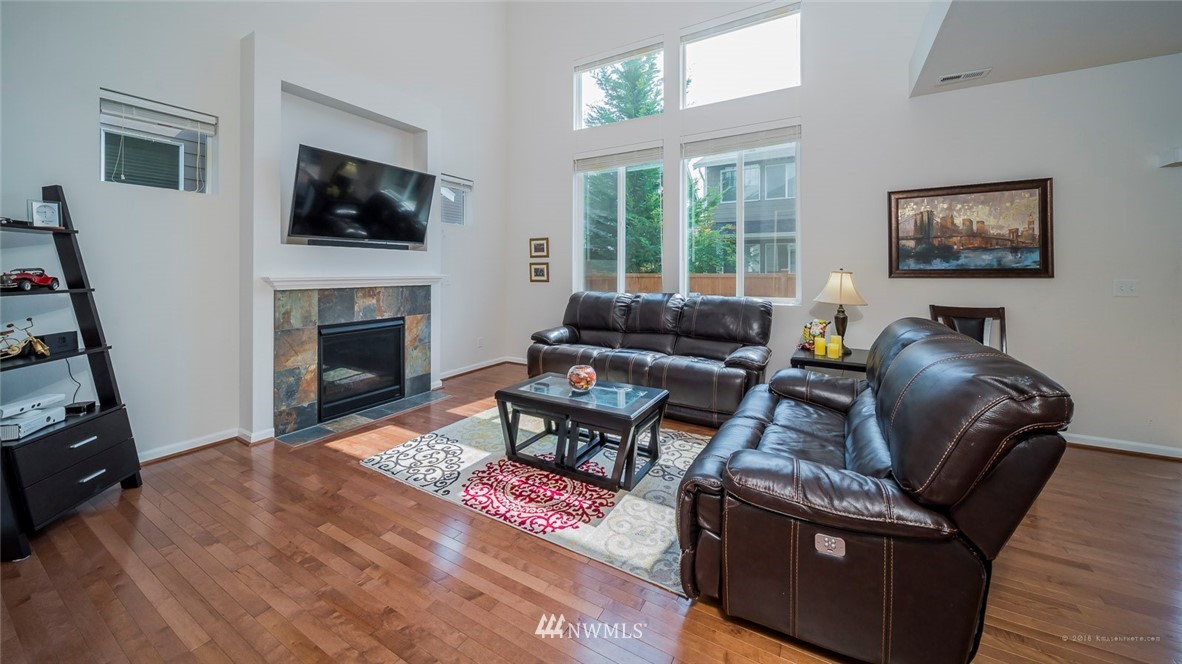 3918 178th Street Southeast Bothell, WA 98012 - Photo 4 of 23 Gallery Image 4