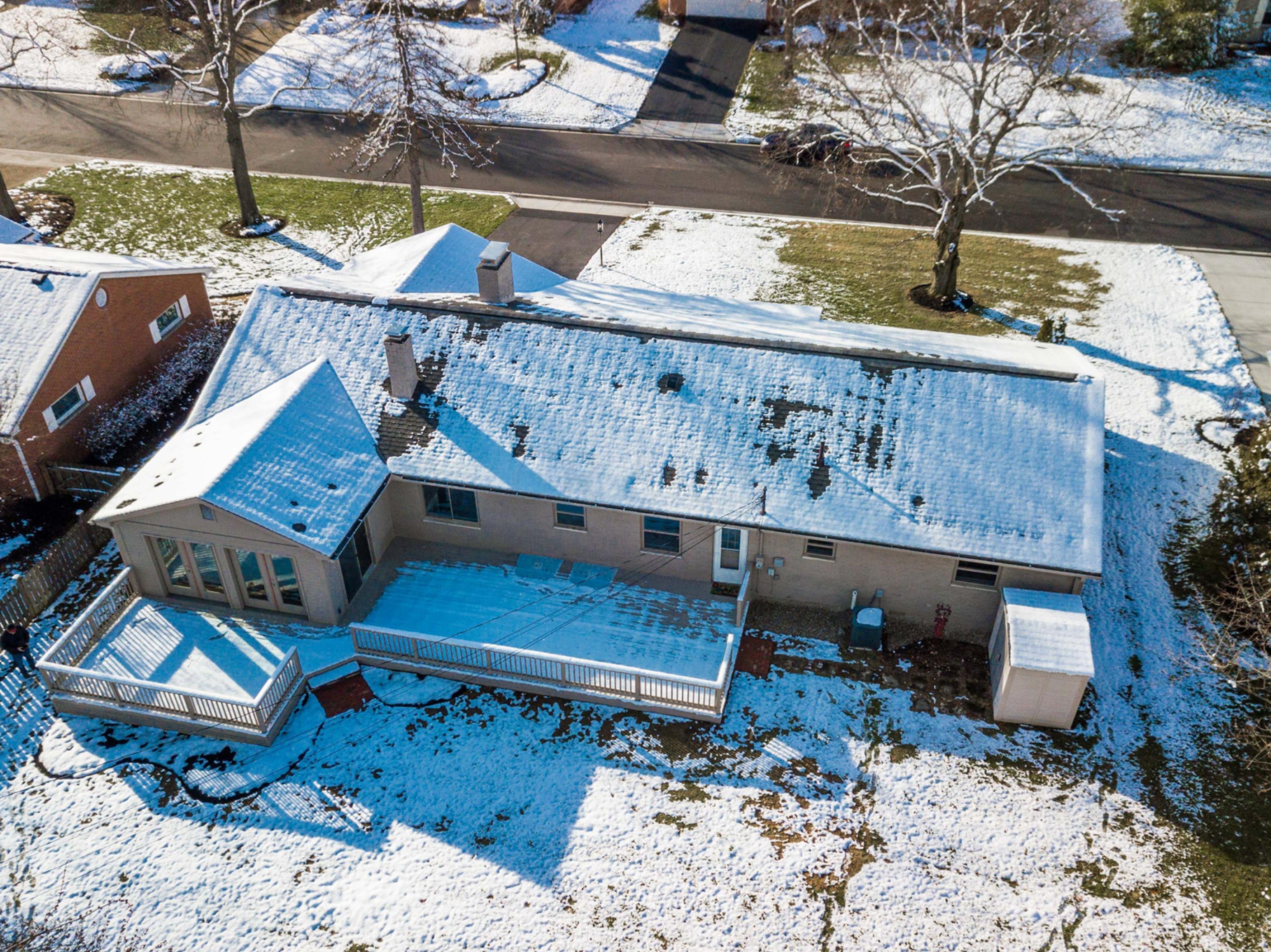 3068 Wareham Road Upper Arlington, OH 43221 - Photo 1 of 27