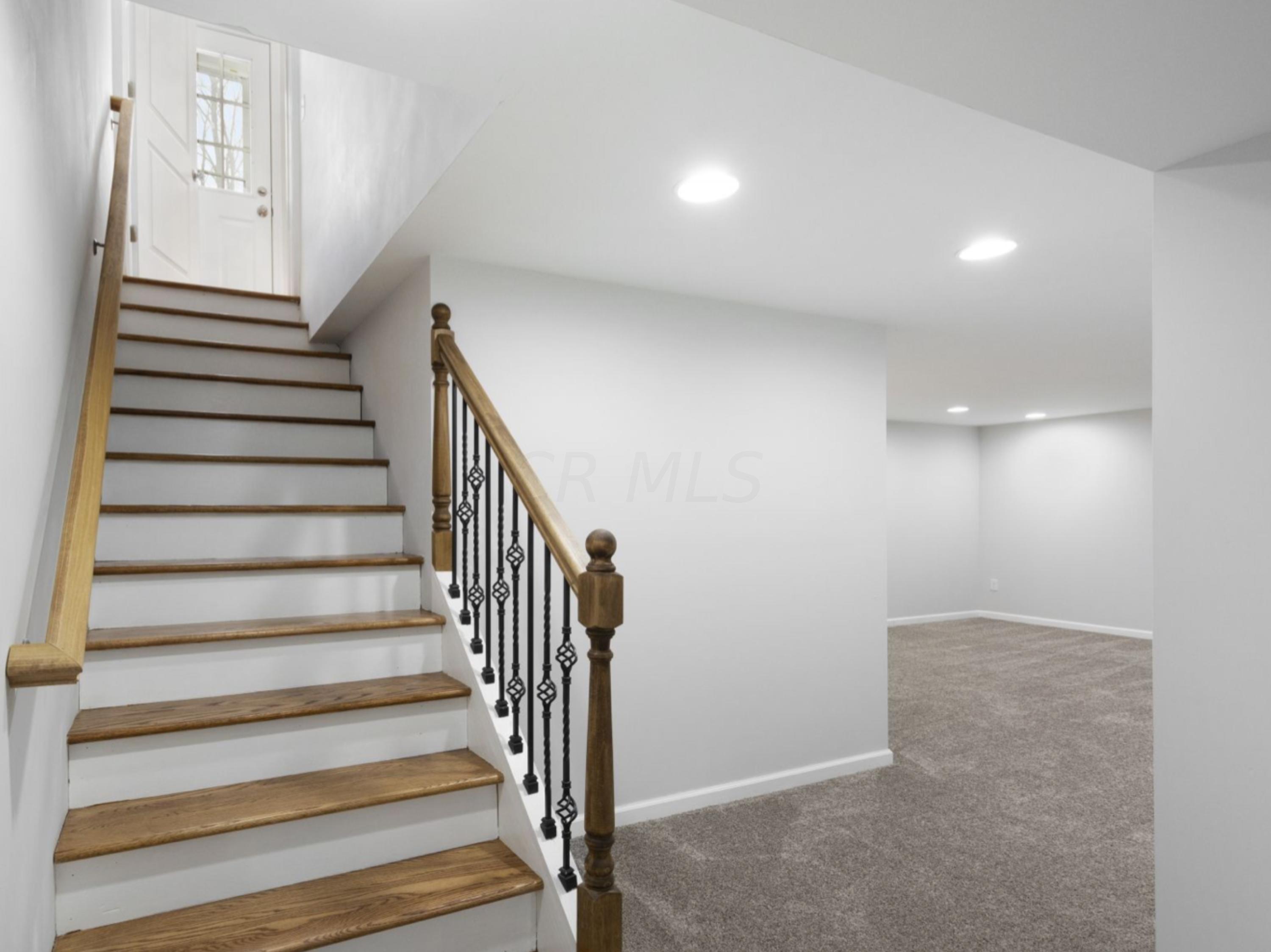 3068 Wareham Road Upper Arlington, OH 43221 - Photo 7 of 27