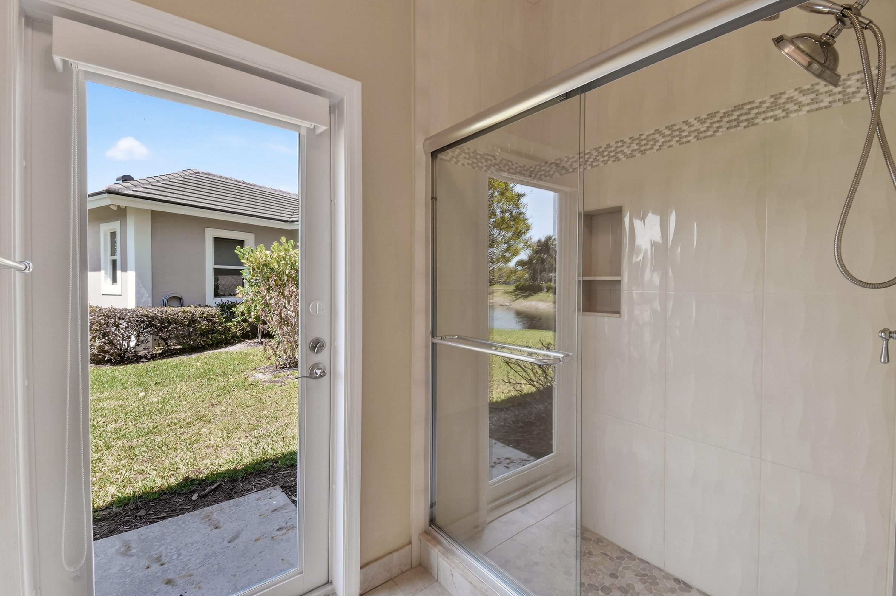 236 Sparrow Point Jupiter, FL 33458 - Photo 20 of 64 Cabana Bathroom 2