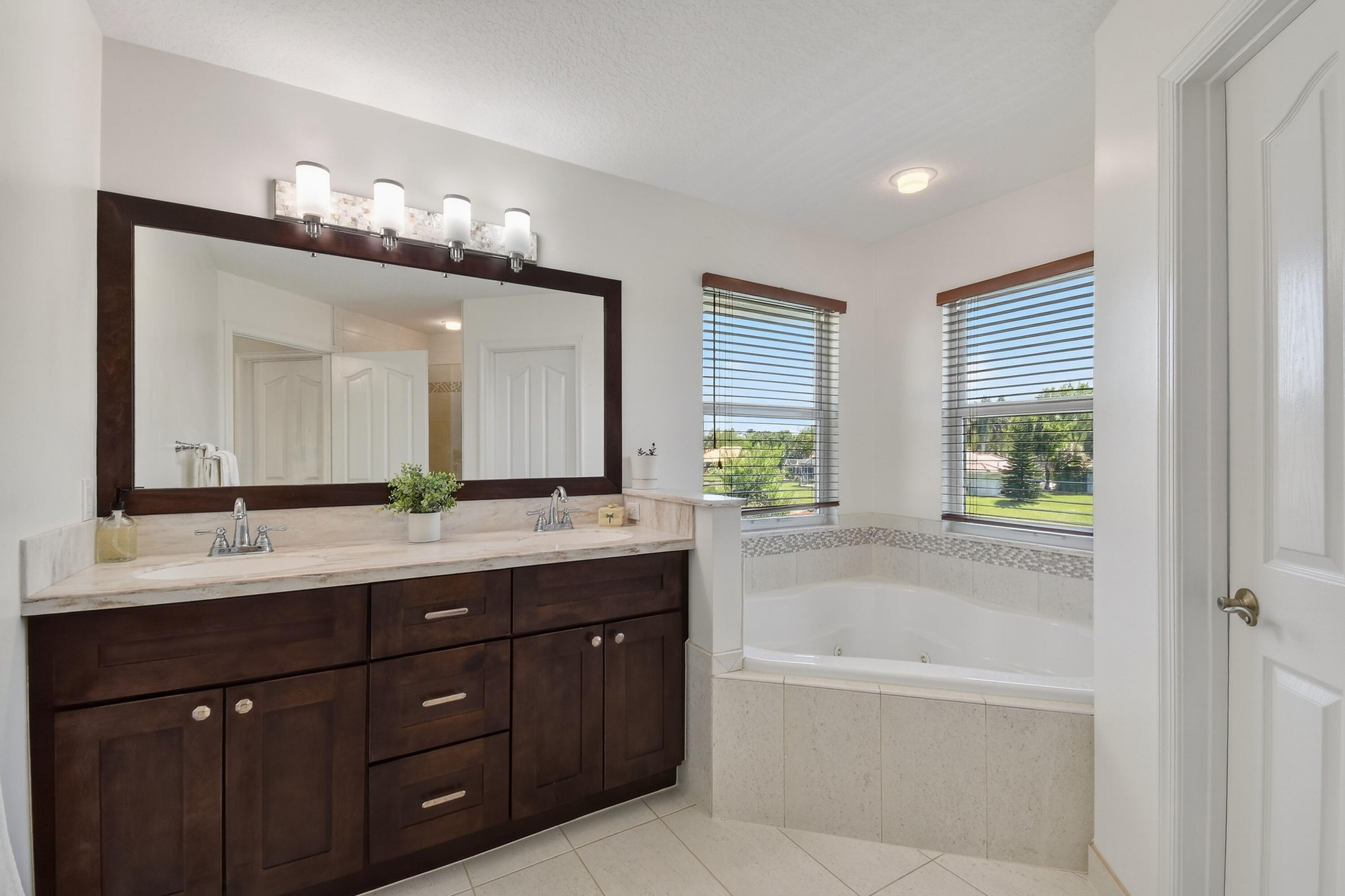 236 Sparrow Point Jupiter, FL 33458 - Photo 30 of 64 Primary Bathroom