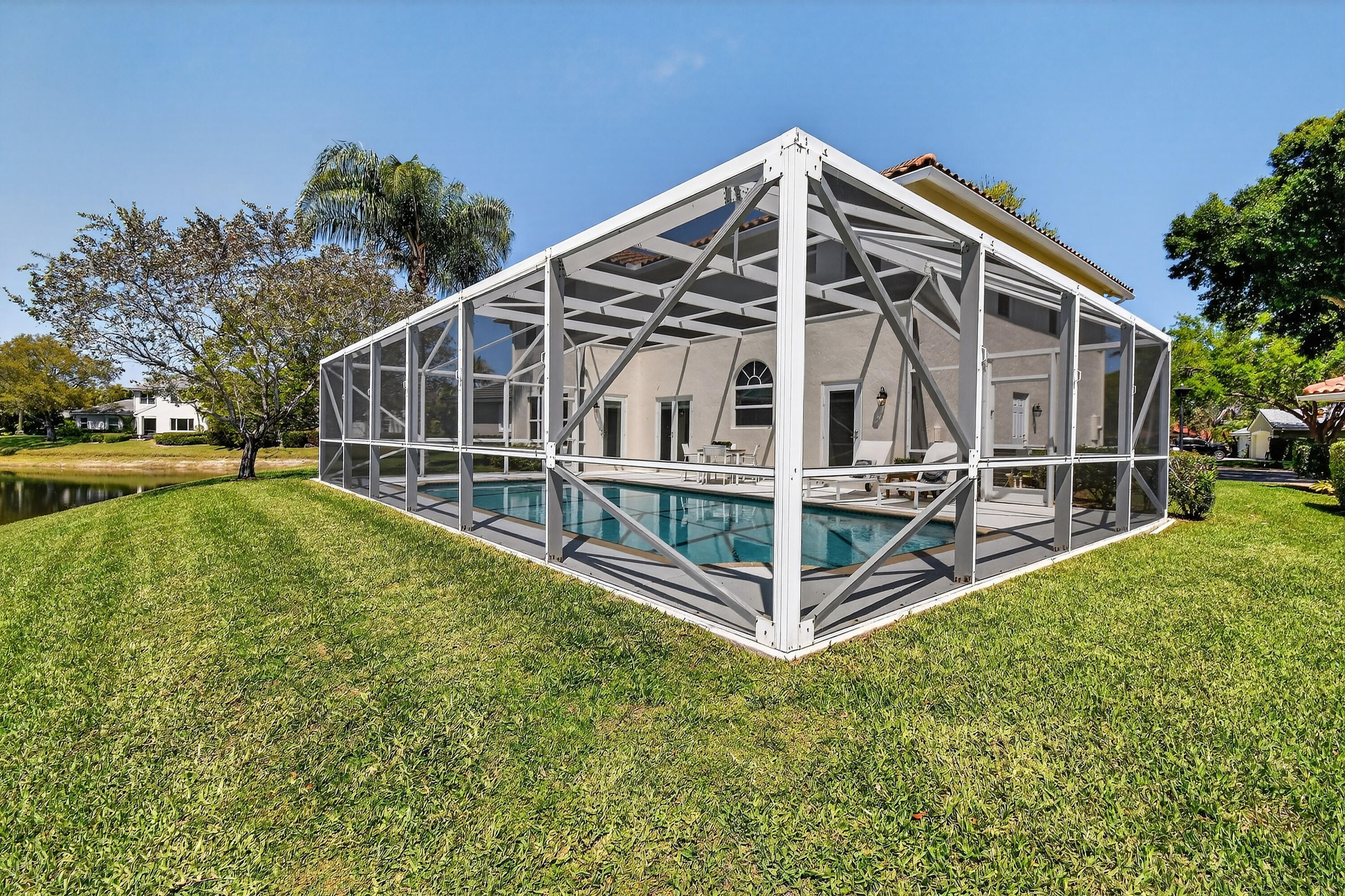 236 Sparrow Point Jupiter, FL 33458 - Photo 46 of 64 Yard