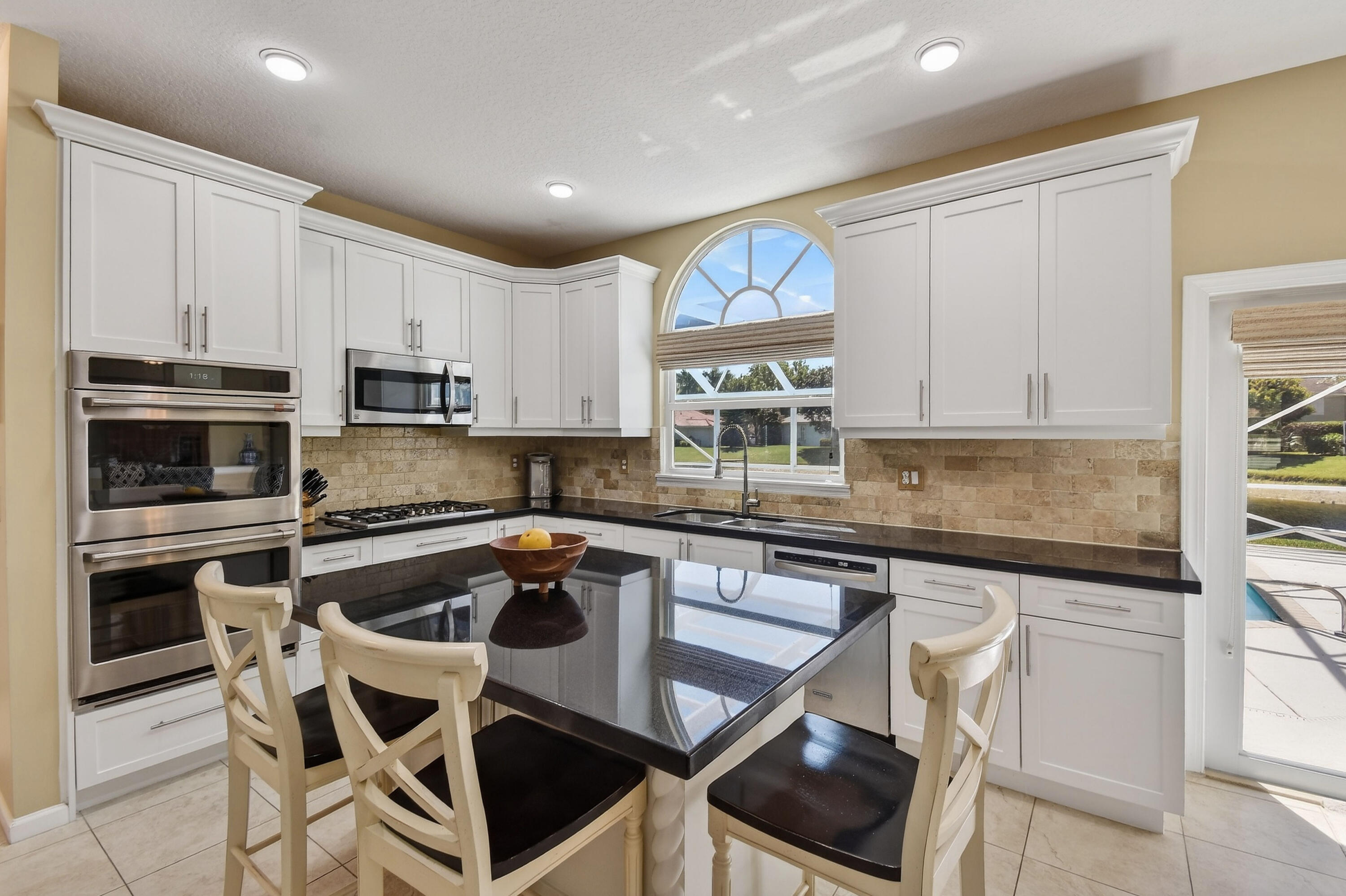 236 Sparrow Point Jupiter, FL 33458 - Photo 8 of 64 Kitchen