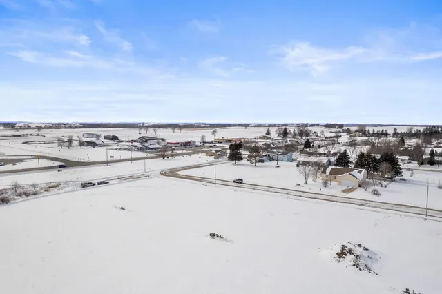 $44,900 | 470 Nickolas Street, Randolph, WI 53956