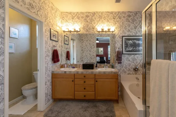 $439,000 | 7470 East Fedora Avenue, Fresno, CA 93737