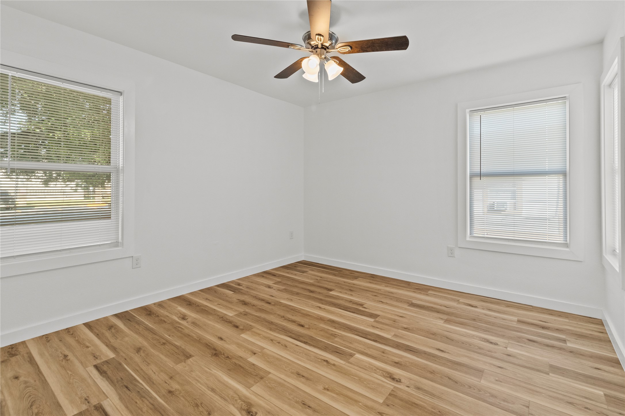1717 West 4th Street Freeport, TX 77541 - Photo 8 of 10