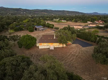 $2,750,000 | 1219 Repetto Ranch Road, Sonoma, CA 95476