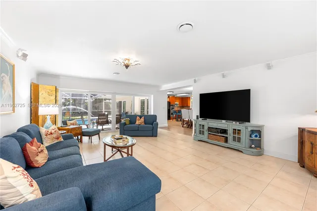 $859,000 | 550 Northeast 5th Street, Pompano Beach, FL 33060