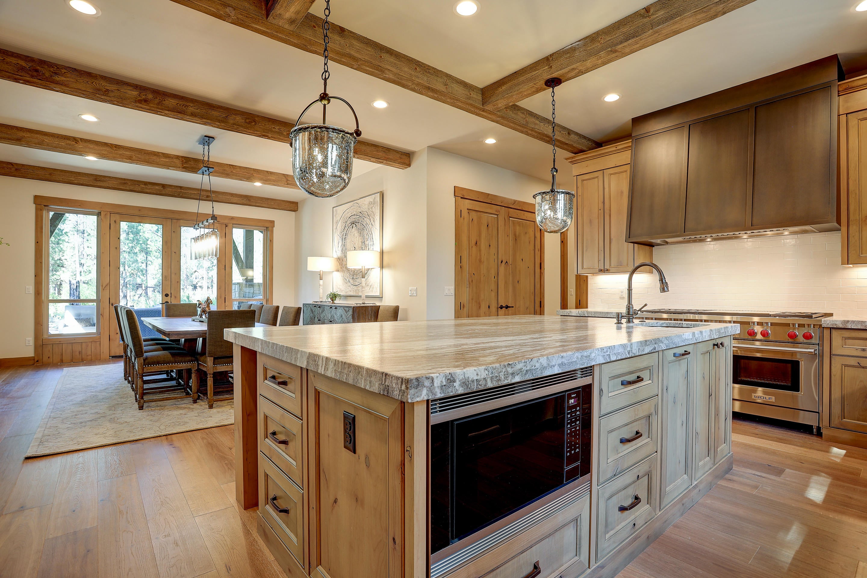 56248 Sable Rock Loop Bend, OR 97707 - Photo 37 of 87 Kitchen