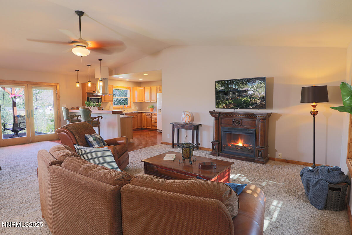 80 Bobcat Drive Reno, NV 89523 - Photo 7 of 48 Living room 01