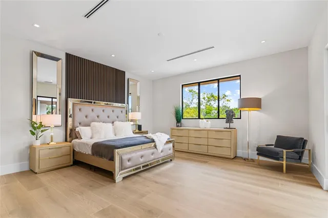 $75,000 | 1957 Harbourview Drive, Fort Lauderdale, FL 33316