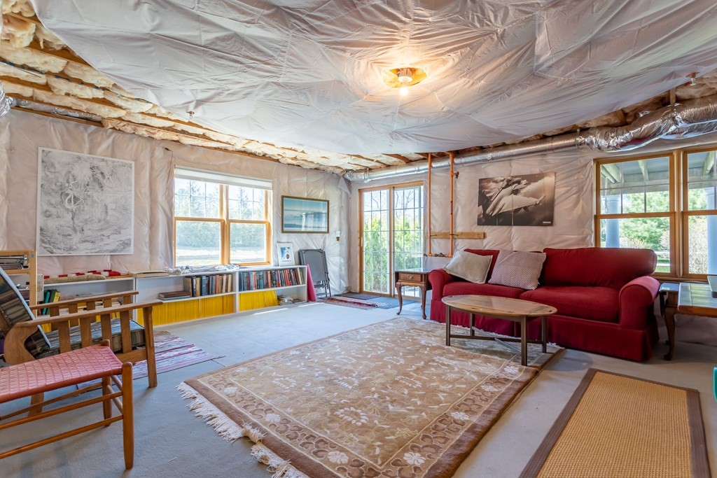 31 Sauta Farm Way, Unit 16 Hudson, MA 01749 - Photo 37 of 41 a living room with furniture and a pool table