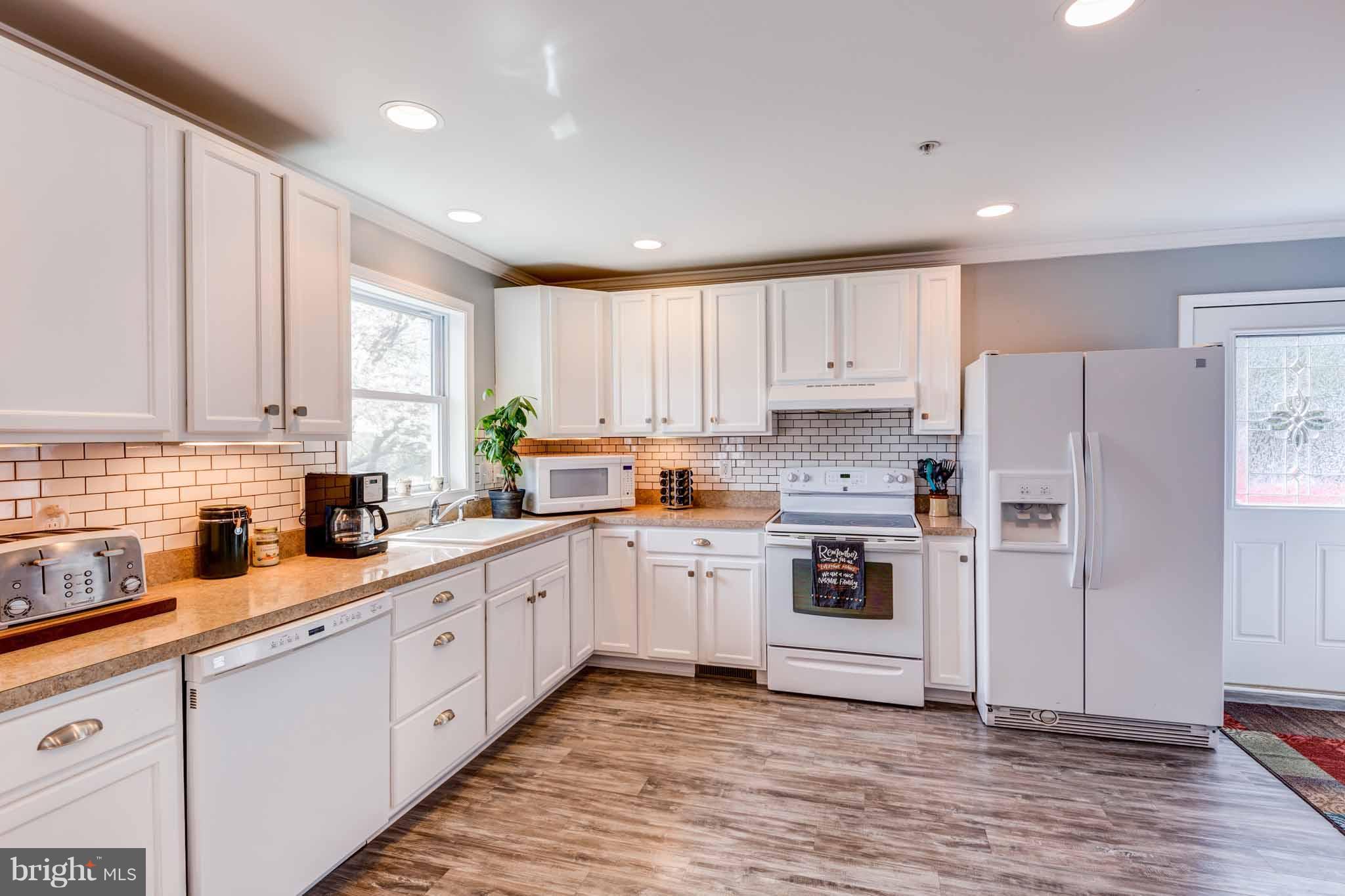 2209 Flag Marsh Road Mount Airy, MD 21771 - Photo 9 of 28 Brand New Floors