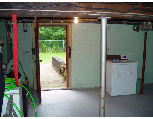 57 Colony Road Westminster, MA 01473 - Photo 13 of 14 Gallery Image 13