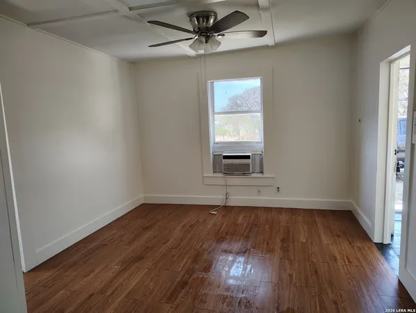 $1,100 | 5983 A Hwy 16 S, Bandera, TX 78003