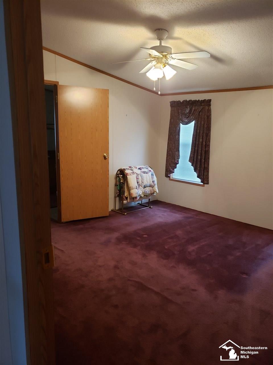 3854 Ryans Ridge Monroe, MI 48161 - Photo 8 of 18 31383319-8.JPG