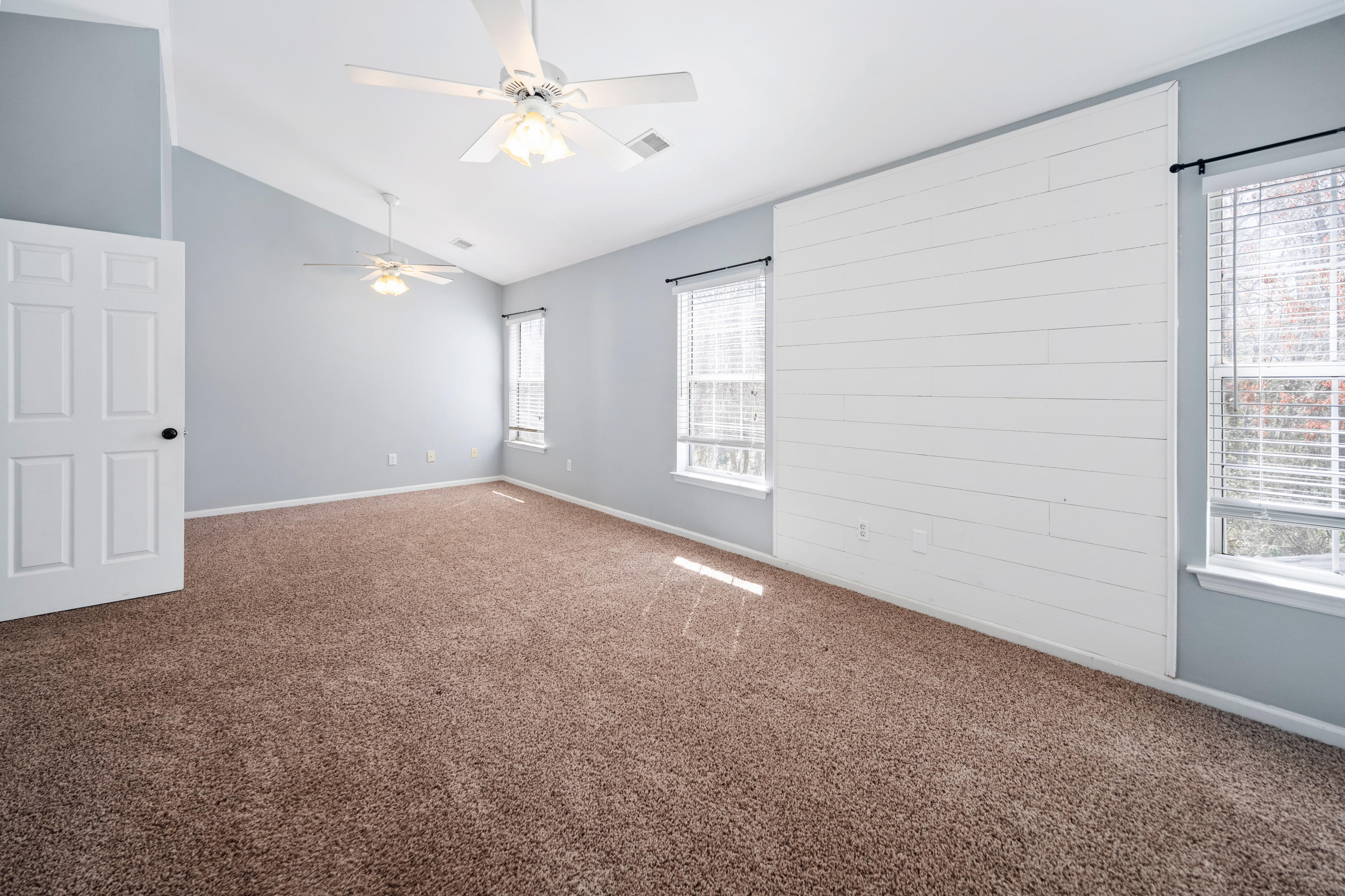 573 Pointe Of Oaks Road Summerville, SC 29485 - Photo 17 of 31 573