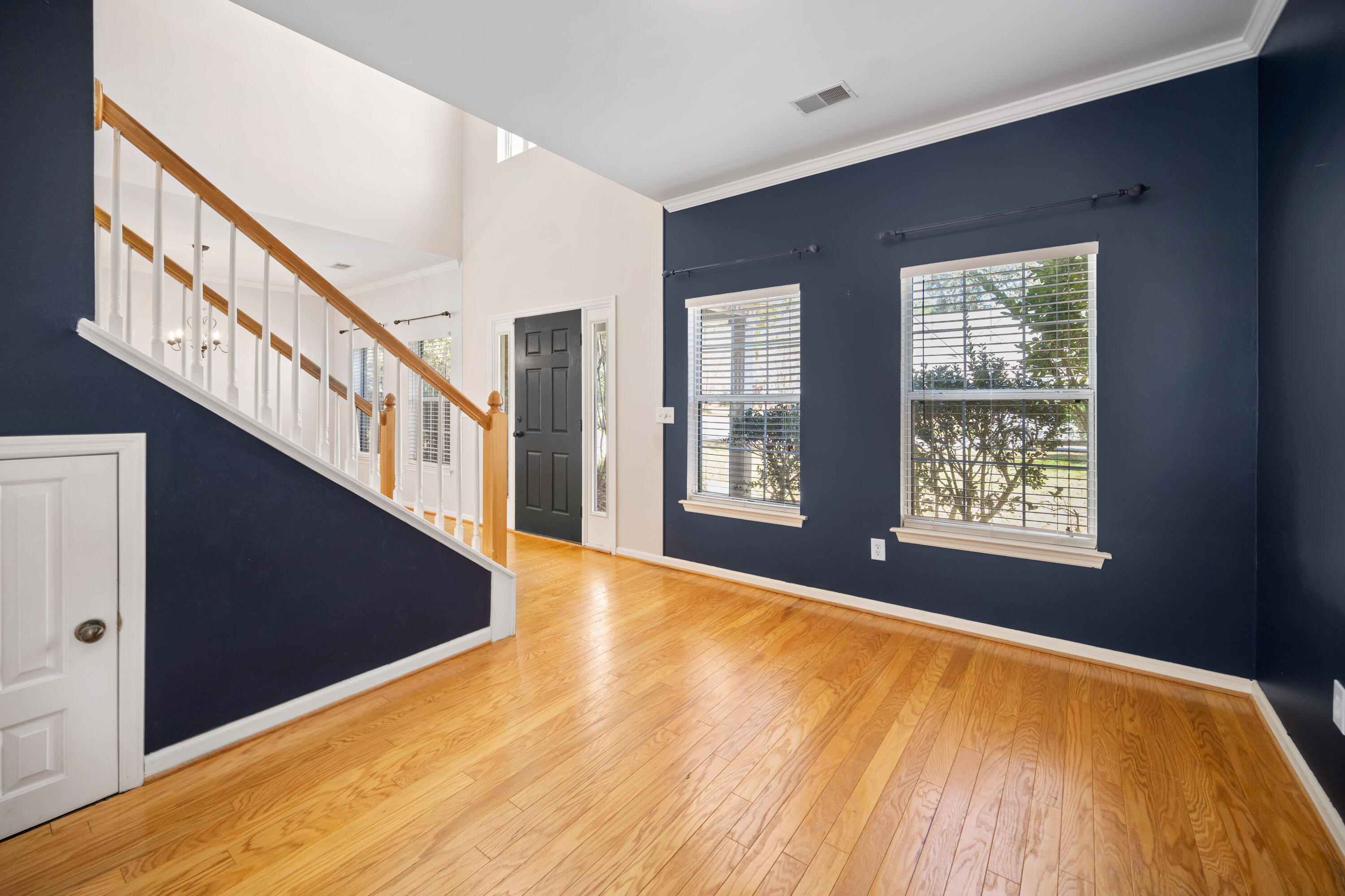 573 Pointe Of Oaks Road Summerville, SC 29485 - Photo 8 of 31 573