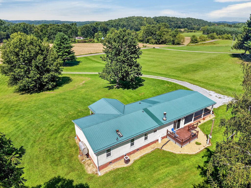 1845 Dry Road Speedwell, VA 24374 - Photo 82 of 118 Gallery Image 82