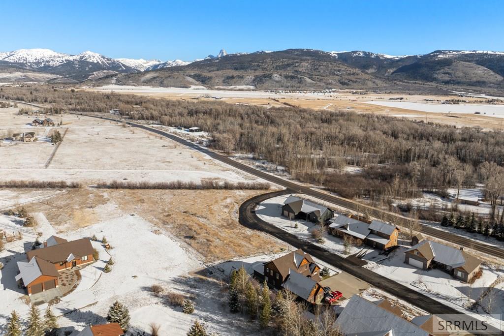 1952 Targhee Ridge Drive Driggs, ID 83422 - Photo 3 of 16