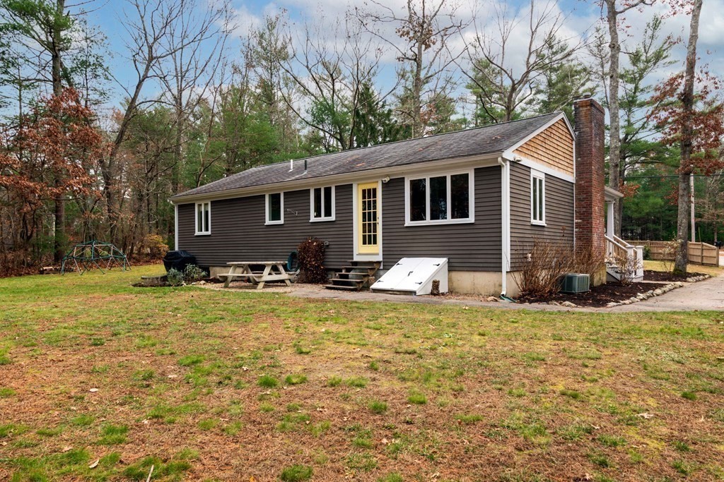 3 Spring Street Plympton, MA 02367 - Photo 17 of 19 Gallery Image 17