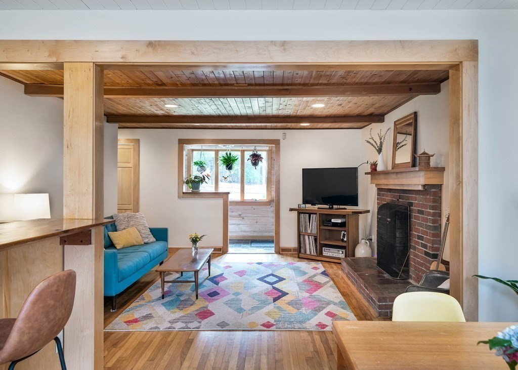 3 Spring Street Plympton, MA 02367 - Photo 6 of 19 Gallery Image 6