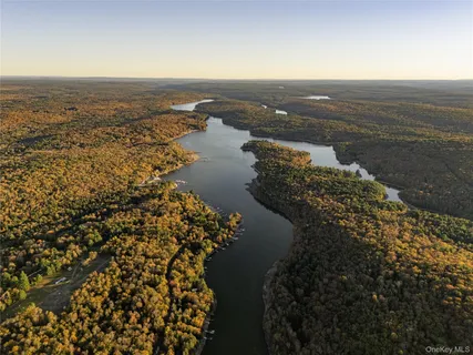 $945,000 | 153 Lakeshore Drive, Monticello, NY 12701