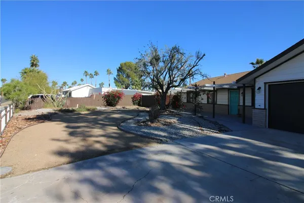 $739,900 | 2200 North Carillo Road, Palm Springs, CA 92262