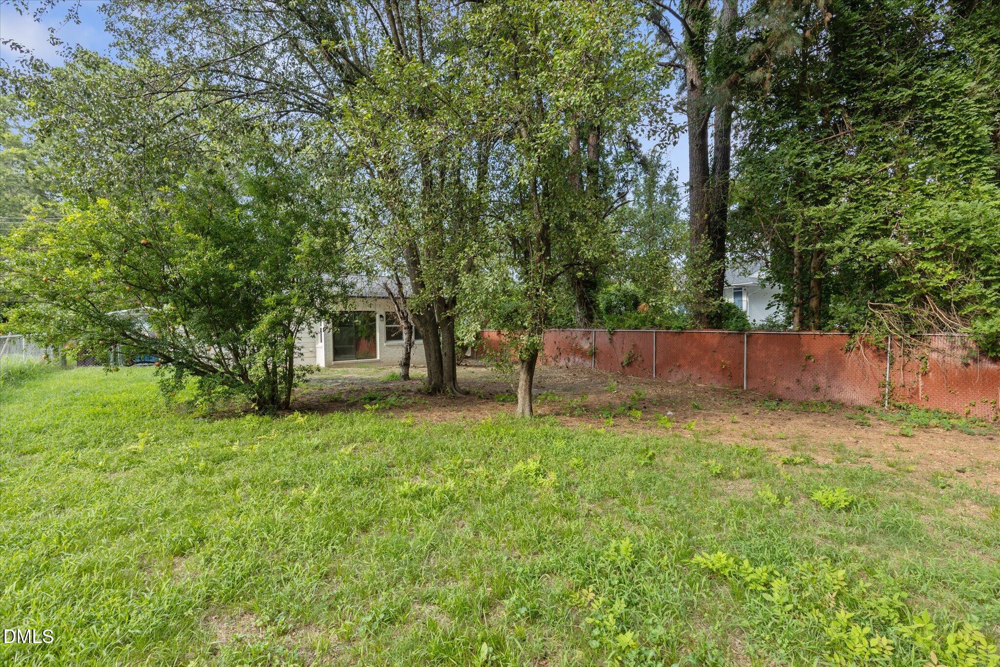 2001 Walnut Street Durham, NC 27705 - Photo 23 of 23 26-IMG_7976