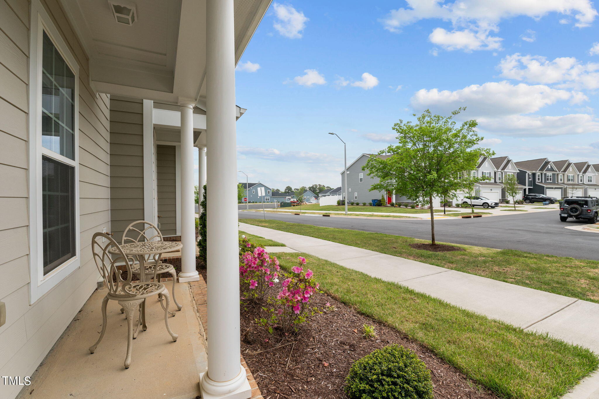 4816 Crescent Square Street Raleigh, NC 27616 - Photo 6 of 53 19-web-or-mls-DSC_2809