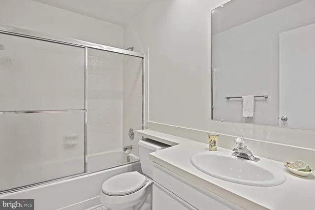 $1,000,000 | 11504 Turnbridge Lane, Reston, VA 20194