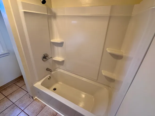 $1,150 | 58 New Litchfield Street, Unit U3, Torrington, CT 06790